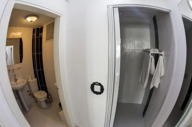 Triple, Şehir Manzaralı