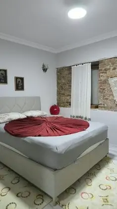 Standart Dört Kişilik Oda No:2