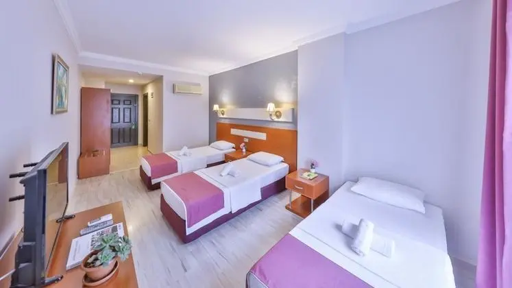 Triple, Şehir Manzaralı