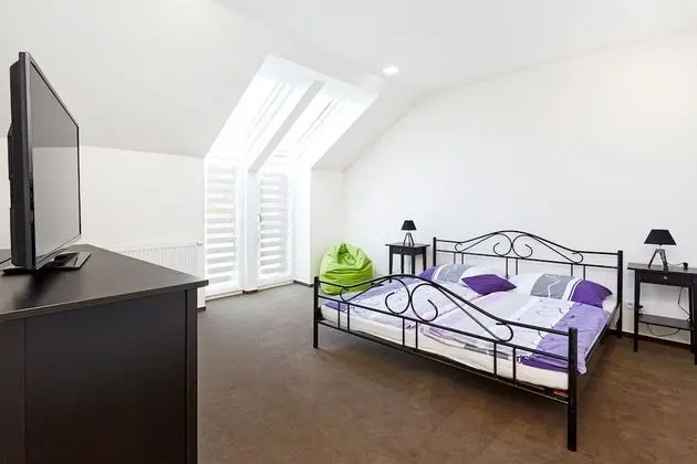 Standard Tek Büyük Yataklı Oda