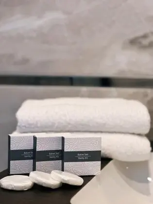 Junior Suite, Yandan Deniz Manzaralı, Balkonlu
