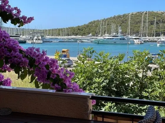 Apart Daire (Bilja - 20 M from the sea - A4(6))