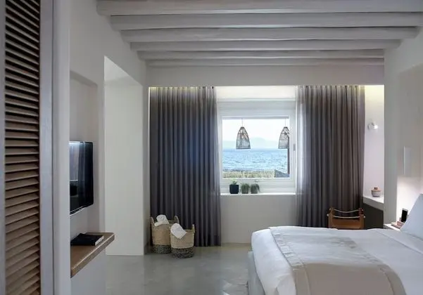 Bill & Coo Coast Suite with pool