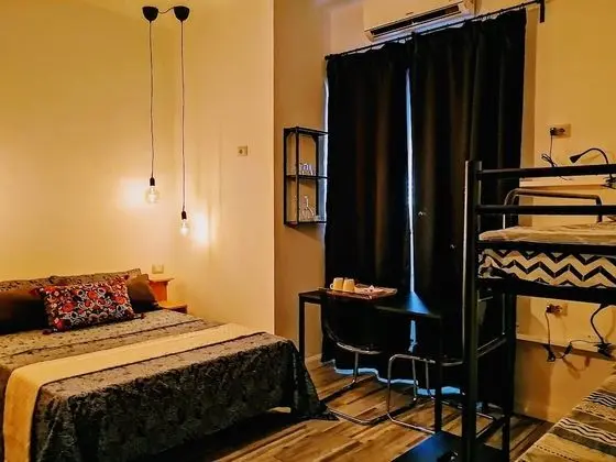 Classic Dört Kişilik Oda, Özel Banyo, Şehir Manzaralı (4 beds)