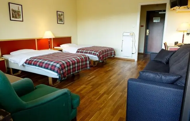 Family Oda (Standard)