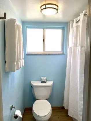 Premium Oda, 2 Büyük (Queen) Boy Yatak, Küçük Mutfak, Havuz Kenarı