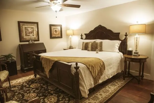 Kır Evi, Özel Banyo (Carolina Cottage)