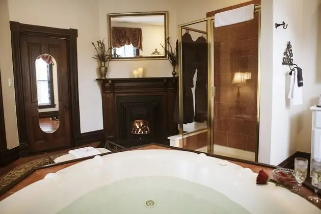 Oda, Özel Banyo (Vanderbilt Room)