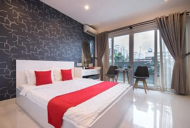 Deluxe Tek Büyük Yataklı Oda