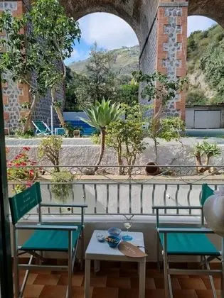 Classic Tek Büyük Yataklı Oda, Bahçe Manzaralı
