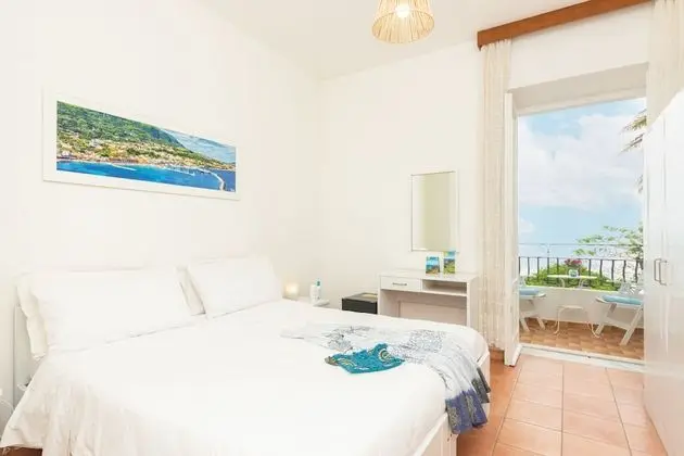 Superior Tek Büyük Yataklı Oda, Balkon, Deniz Manzaralı