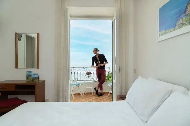 Superior Tek Büyük Yataklı Oda, Balkon, Deniz Manzaralı