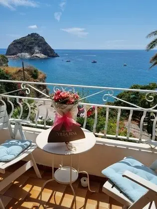 Superior Tek Büyük Yataklı Oda, Balkon, Deniz Manzaralı