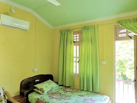 Comfort Tek Büyük Yataklı Oda