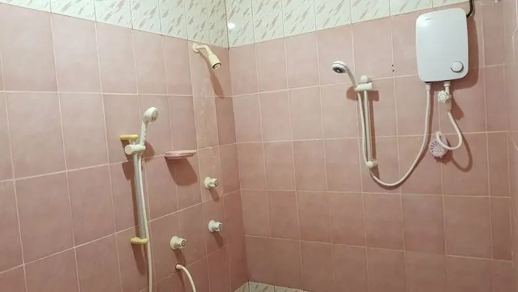 Family Tek Büyük Yataklı Oda
