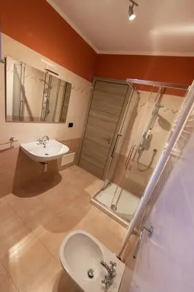 Premium Tek Büyük Yataklı Oda, Bahçe Manzaralı