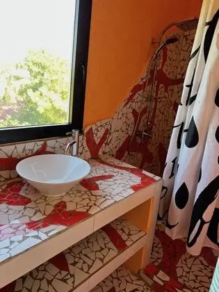 Tek Büyük Yataklı Oda, Deniz Manzaralı (Corail)