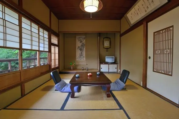 Traditional Oda (Japanese Style, Family)