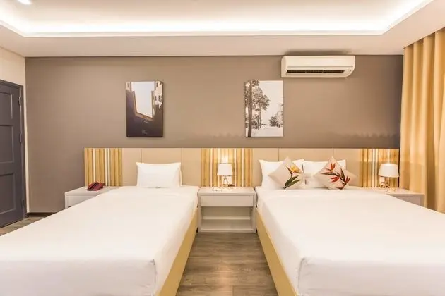 Grand Üç Kişilik Oda, Balkon, Şehir Manzaralı