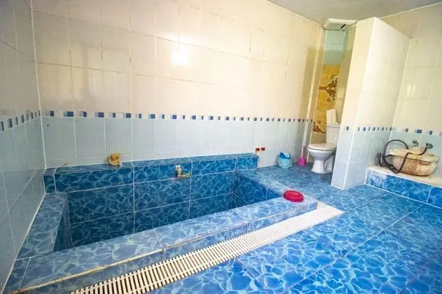 Apart Oda, Nehir Manzaralı, Havuzlu