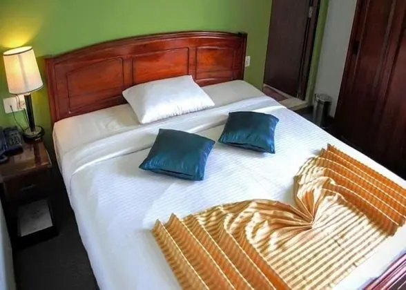 Deluxe Tek Büyük Yataklı Oda, Balkon, Dağ Manzaralı
