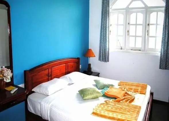 Deluxe Tek Büyük Yataklı Oda, Balkon, Dağ Manzaralı