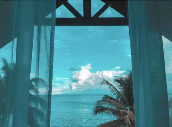 Grand Tiki Villa