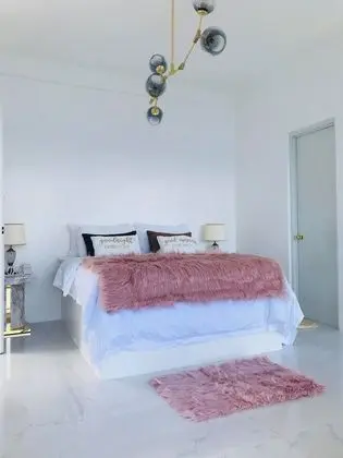 Romantic Oda, 1 Büyük (Queen) Boy Yatak, Kişiye Özel Havuzlu, Okyanus Manzaralı