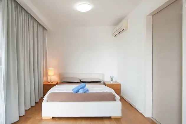Exclusive Apart Daire, 1 Yatak Odası, Küçük Mutfak, Şehir Manzaralı