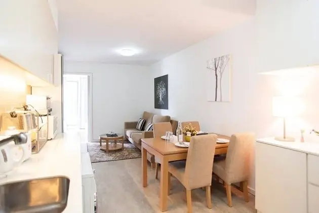 Exclusive Apart Daire, 1 Yatak Odası, Küçük Mutfak, Şehir Manzaralı