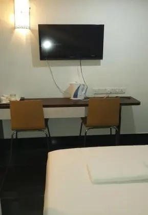Deluxe Oda, 1 En Büyük (King) Boy Yatak