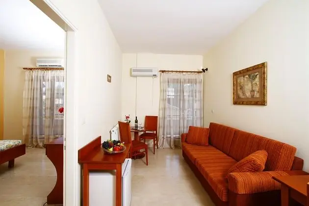 Aile Odası Pool View