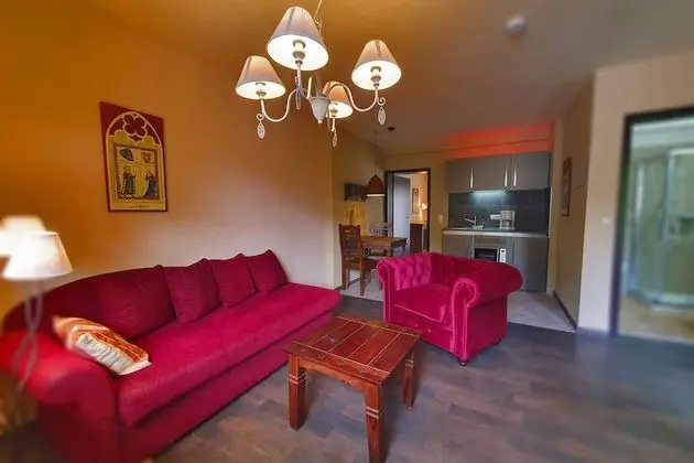 Junior Süit, 1 En Büyük (King) Boy Yatak