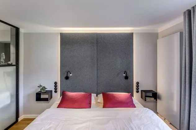 Tek Büyük Yataklı Oda