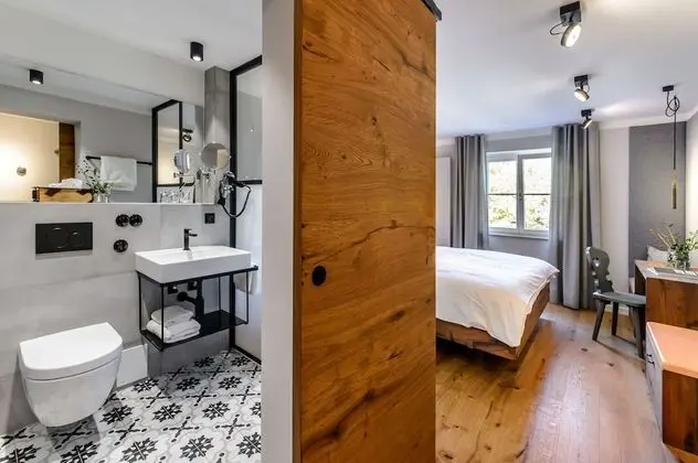 Tek Büyük Yataklı Oda