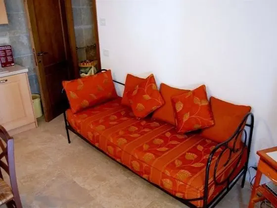 Comfort Apart Daire, Özel Banyo, Bahçe Manzaralı (Oliveto)