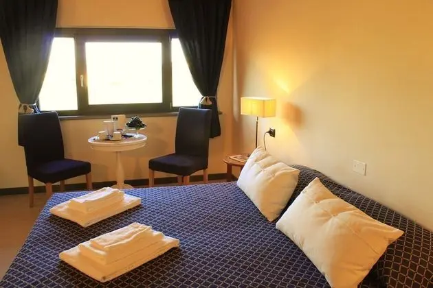 Tek Büyük veya İki Ayrı Yataklı Oda