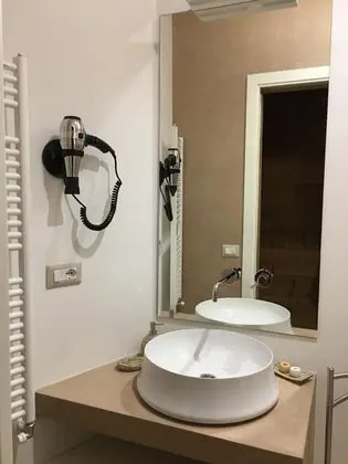 Tek Büyük veya İki Ayrı Yataklı Oda (Euterpe)