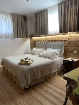 Tek Büyük veya İki Ayrı Yataklı Oda (Euterpe)