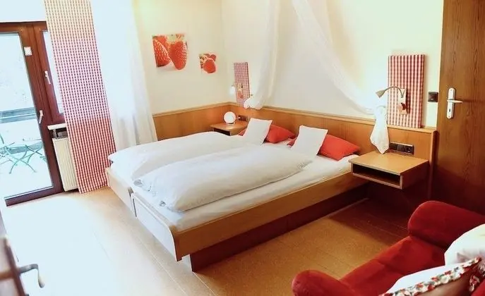 Tek Büyük Yataklı Oda