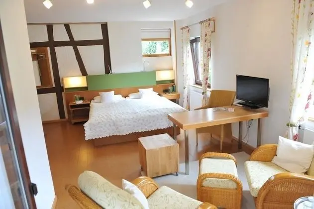 Tek Büyük Yataklı Oda