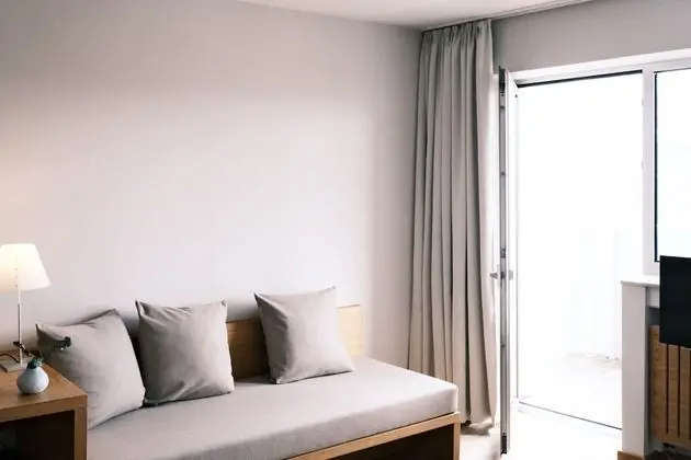 Tek Büyük Yataklı Oda, Balkon