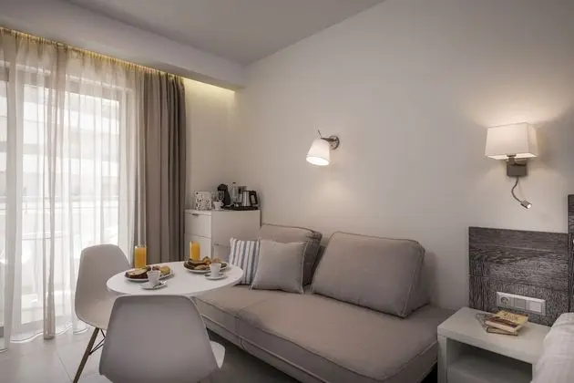 Premium Tek Büyük Yataklı Oda