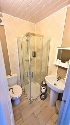Basic Tek Büyük Yataklı Oda
