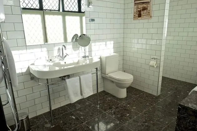 Premium Tek Büyük Yataklı Oda, 1 En Büyük (King) Boy Yatak, Özel Banyo, Bahçe Manzaralı