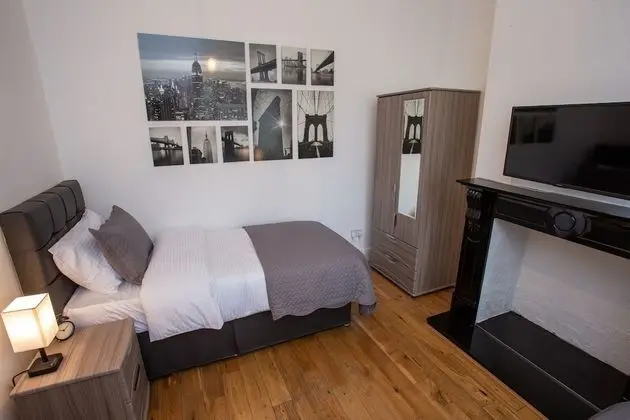 Luxury Ev, Engellilere Uygun, Sıcak Su Havuzu (Birches House)