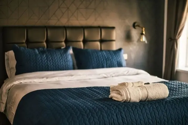 Luxury Ev, Engellilere Uygun, Sıcak Su Havuzu (Birches House)