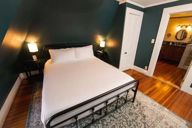 Loring Room