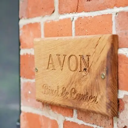 Superior Tek Büyük Yataklı Oda, Banyolu/Duşlu, Nehir Manzaralı (Avon)