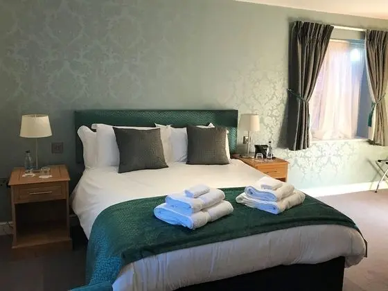 Comfort Tek Büyük Yataklı Oda